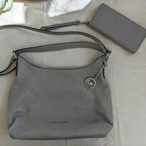 Michael Kors Grey Pebbled Leather Shoulder/Crossbody Bag